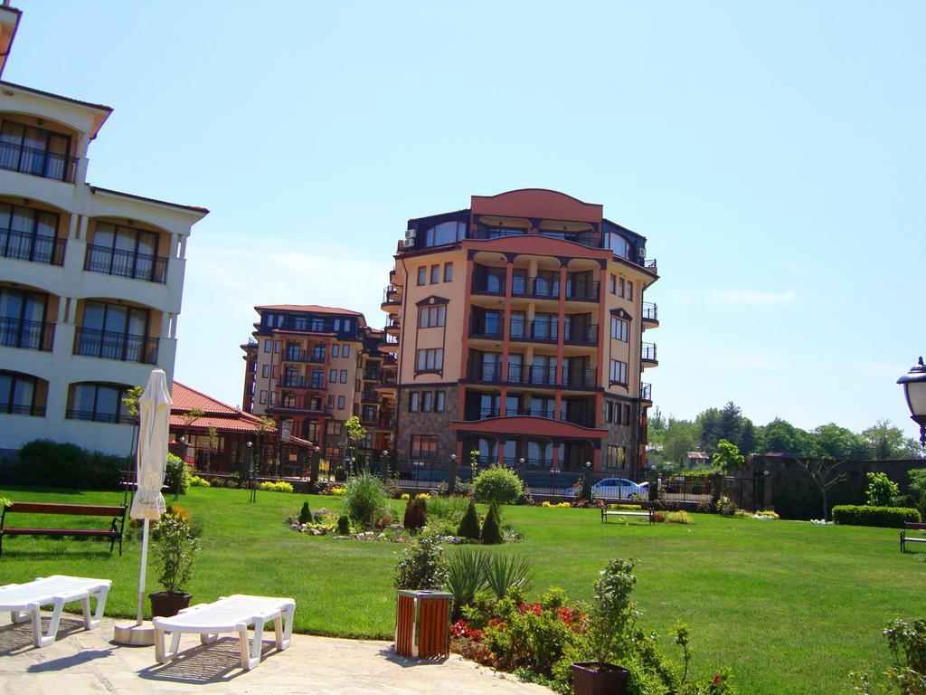 Menada Nestinarka Apartments Zarewo Exterior foto